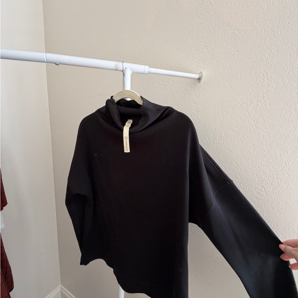 lululemon athletica Black Funnel/Cowl Neck Sweater